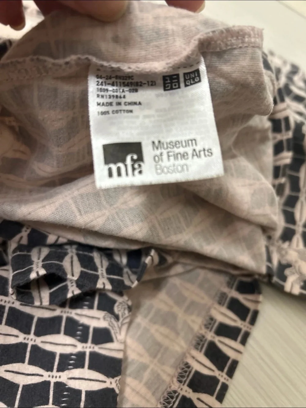 Uniqlo Short Sleeve Crewneck Top in Black and Beige Pink